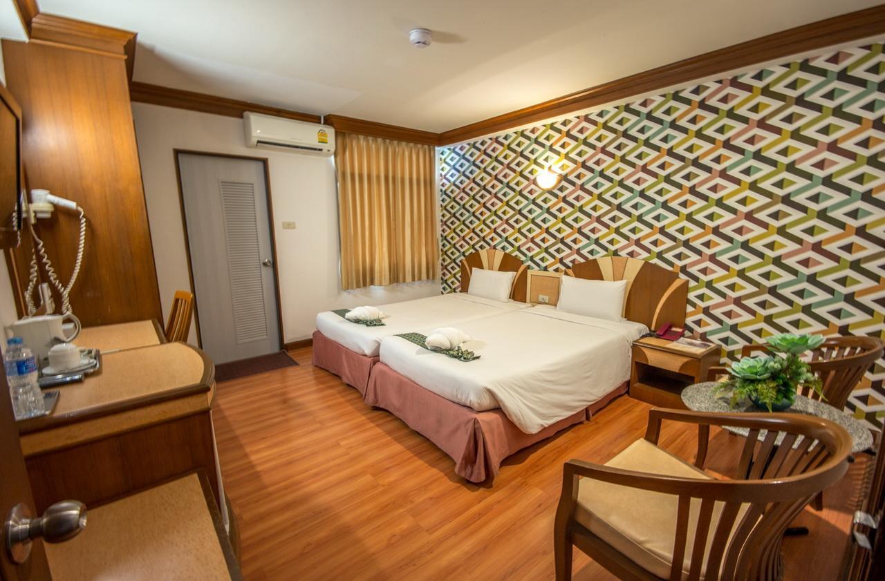 Sakol Hotel Хатъяй Экстерьер фото