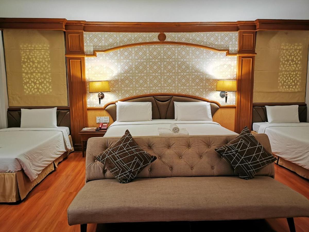 Sakol Hotel Хатъяй Экстерьер фото